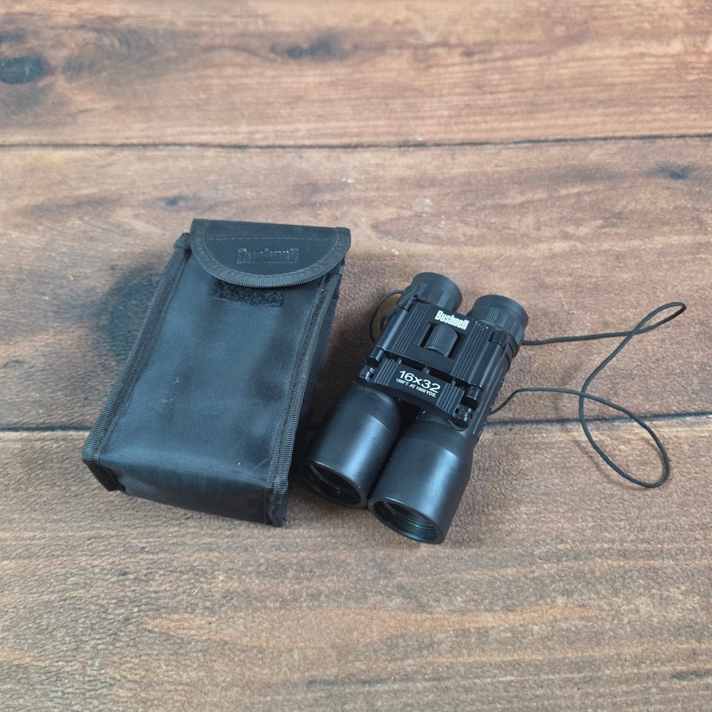 Bushnell Binoculars Mens OS Black Good 16x32 Compact Roof Prism with Case